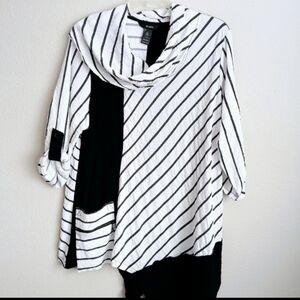 Ali Miles Top Women's Size XL Stripe Crinkle Material Asymetrical Hem Lagenlook